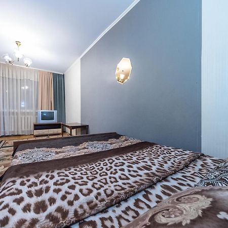 1К.Квартира В Центре Печерска.Лабораторный Пер.26 Kijów Zewnętrze zdjęcie