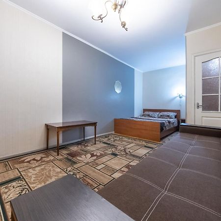 1К.Квартира В Центре Печерска.Лабораторный Пер.26 Kijów Zewnętrze zdjęcie