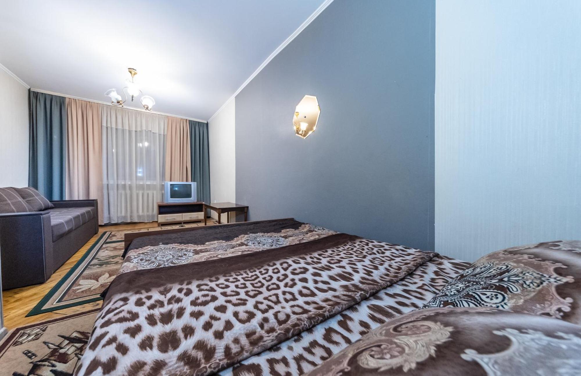 1К.Квартира В Центре Печерска.Лабораторный Пер.26 Kijów Zewnętrze zdjęcie